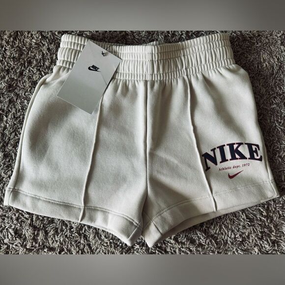 Nike Trend Girl's shorts Sz Xs - Picture 5 of 14